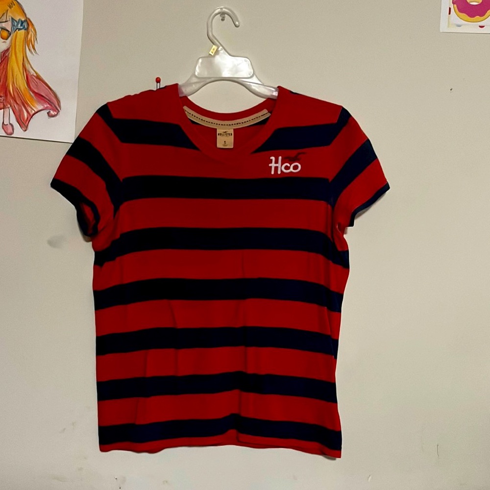 Brand: Holister Size: S ; 100% Cotton